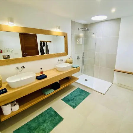 Casa Marina 4-bed With Pool In *