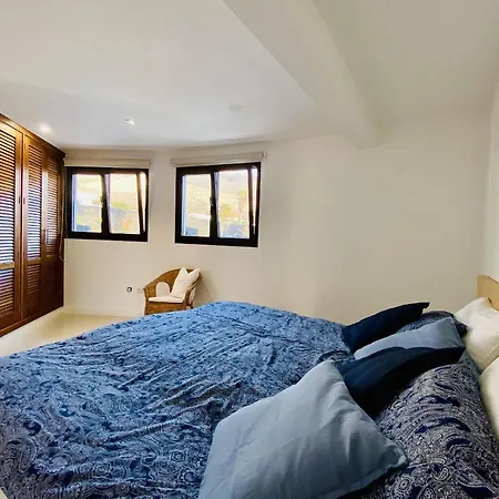 Casa Marina 4-bed With Pool In