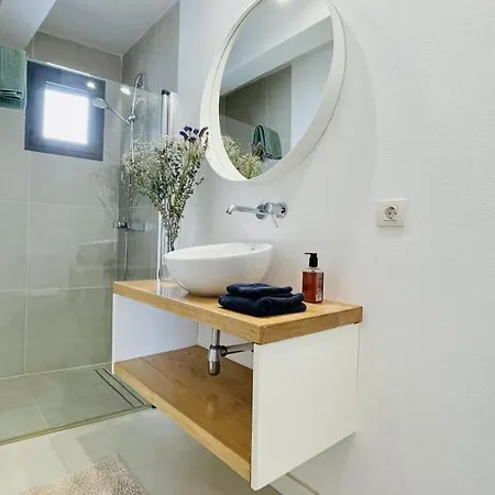 Villa Casa Marina 4-bed With Pool In